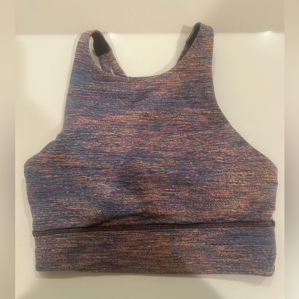 LULULEMON: High Neck Sports Bra